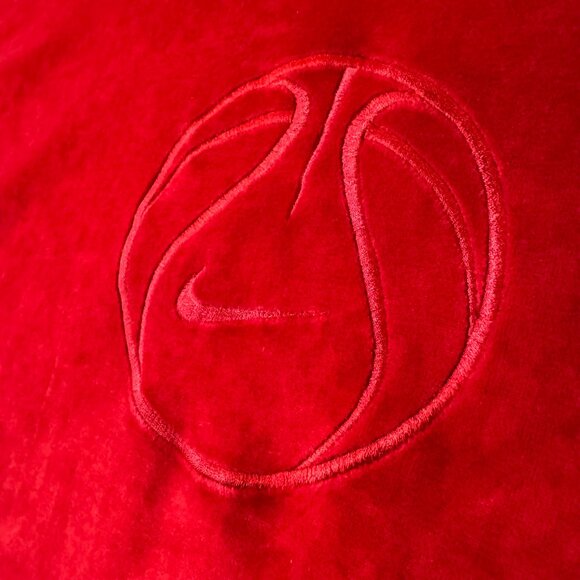VINTAGE Nike Sweatshirt Mens XL Red Velour Basketball Swoosh Embroidered 90s - Picture 4 of 12